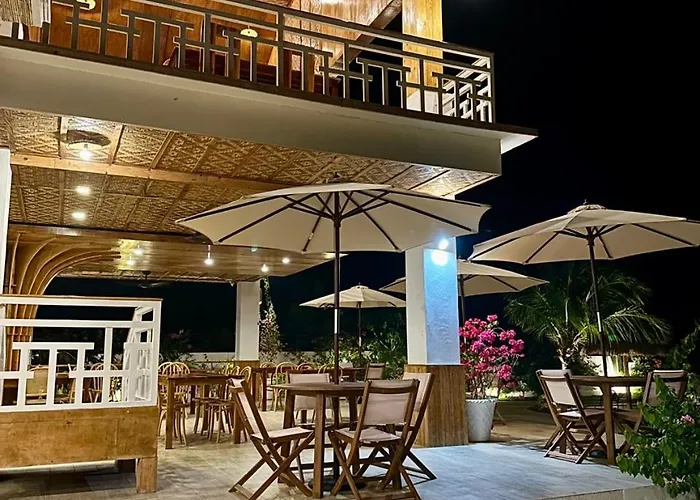 Resort Treeshade & 4*