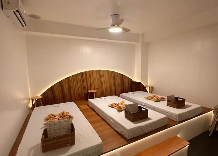 Treeshade & Resort Moalboal